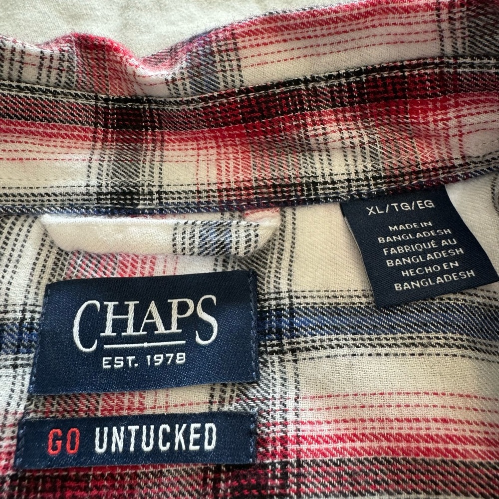CHAPS Men’s Long Sleeve Button Down Shirt Size XL
